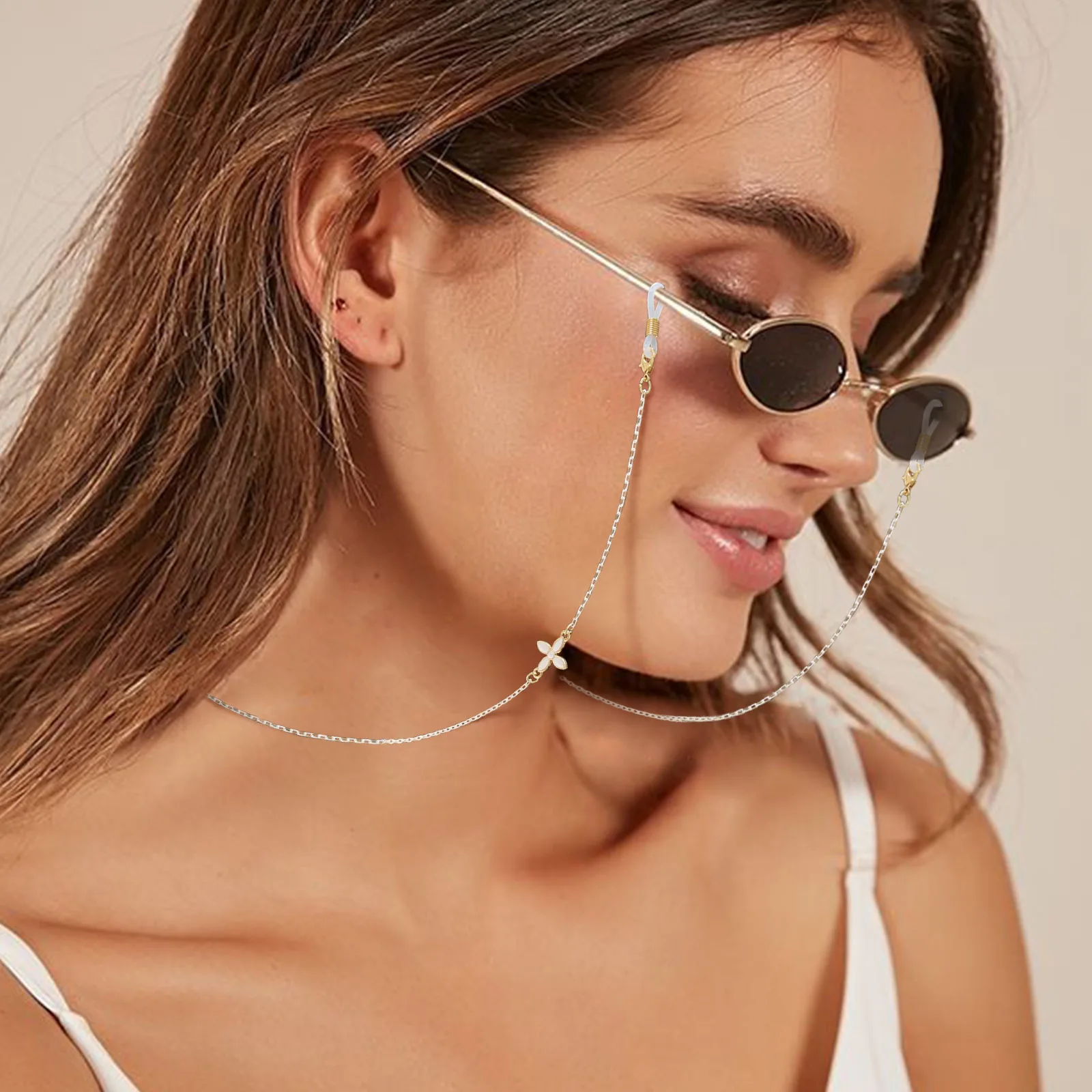 

Fashion Sunglasses Chains for Women Jewelry,Gold Tone Metal Eyeglasses Chains Lanyard,Sunglasses Links Holder Grandmother Gift