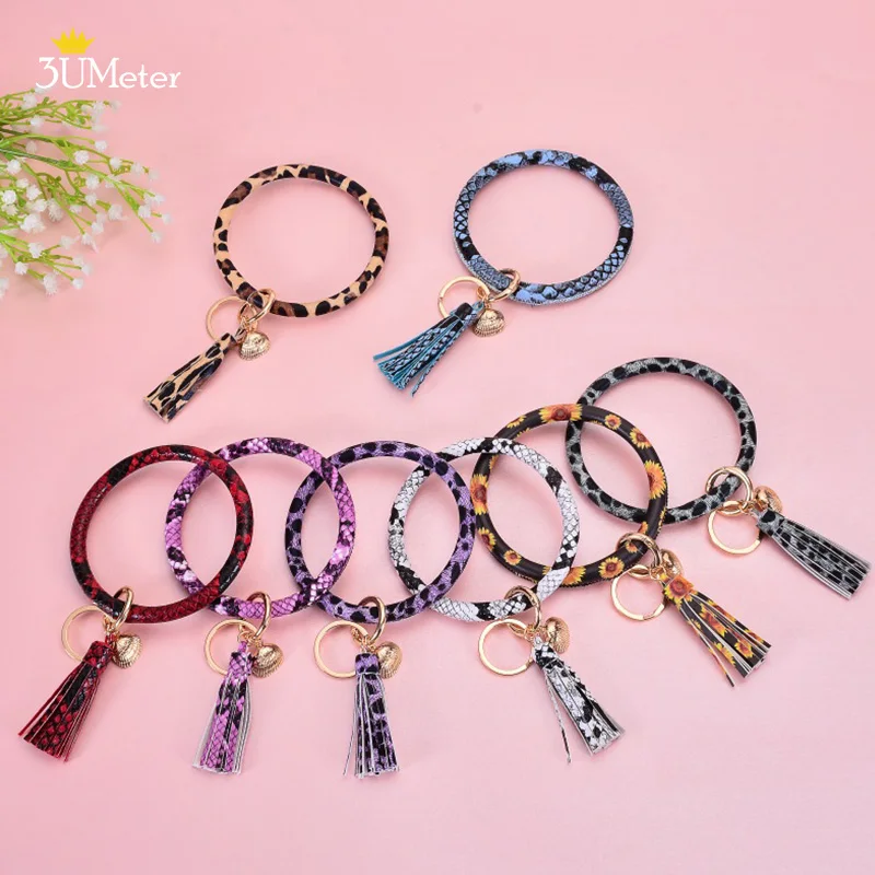 

3UMeter Fashion Wristlet Keychain Bangle Pu Leather O Keyring Bangle Tassel Round Car Keychain Holder for Women Girls Jewelry