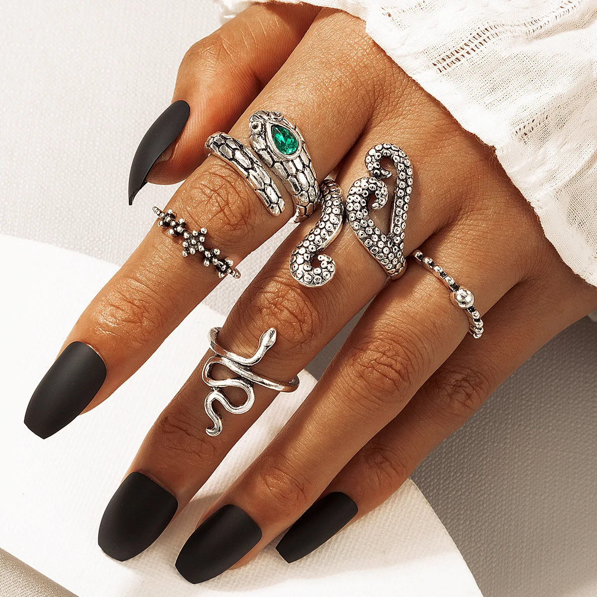 

5PCS/Set Vintage Snake Animal Rings for Women Gothic Silver Gold Black Color Geometry Metal Alloy Finger Ring Sets Jewelry 2022