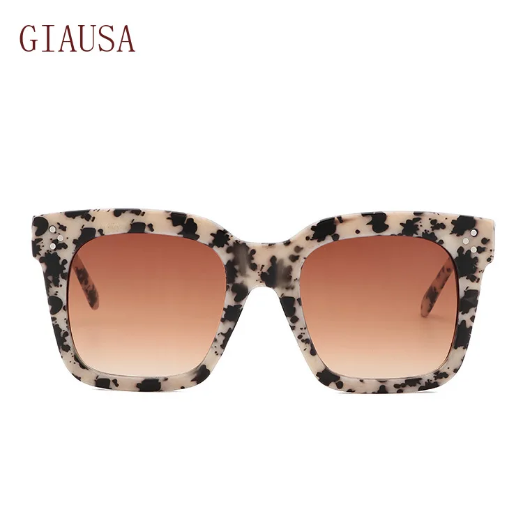 

GIAUSAEuropean and American Fashion Square nail sunglasses vintage glasses