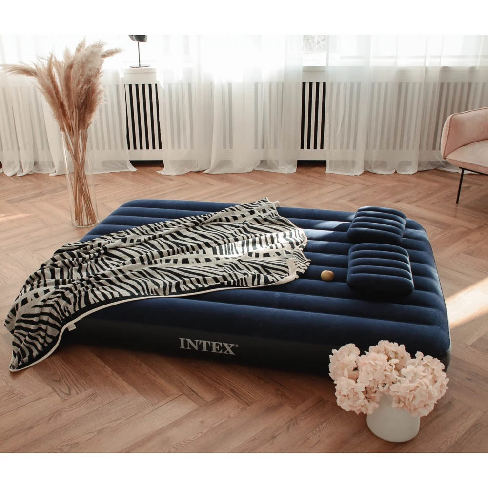 Кровать надувная INTEX Classic downy Квин FIBER-TECH ручной насос 2 подушки 152х203х25 см |