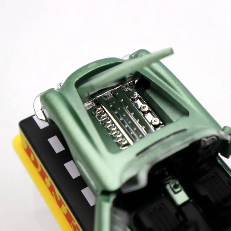 Атлас 1:43 Dinky toys 110 Aston Martin Зеленая коллекция моделей литья под давлением