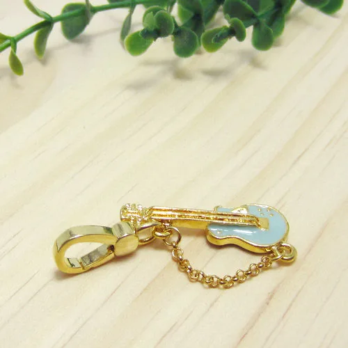 Модные милые светильник голубые подвески для гитары цепочки ключей на молнии