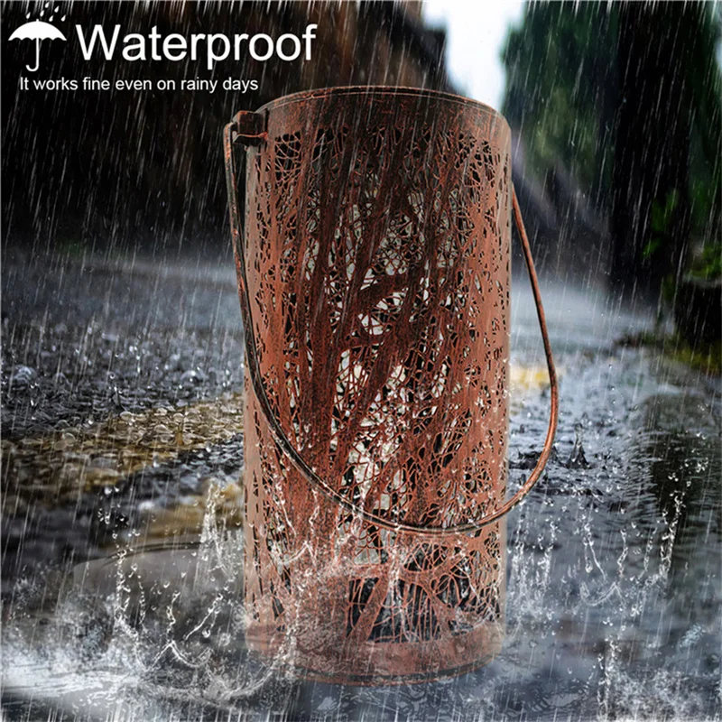 

Retro Solar Lantern Lights Outdoor Garden Hanging Lights Metal Leaf Pattern Lights Lamp for Courtyard Walkway