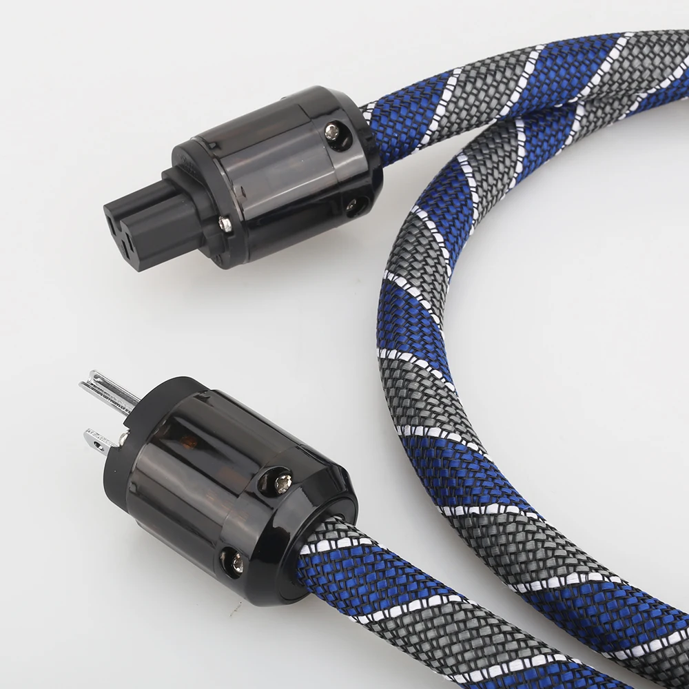 Аудиокраст P101+DW34 HI-End US сетевой кабель с 3-х контактной вилкой для аудиофильских CD-плееров, ламповых усилителей и наушников.