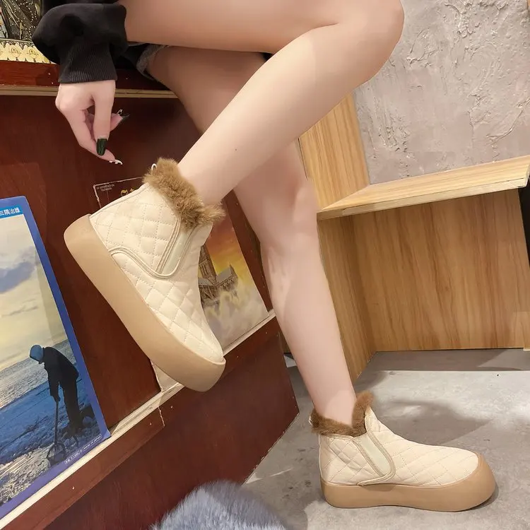 

Женские зимние ботинки корейской версии, универсальные флисовые ботинки на толстой теплой хлопковой подошве, Зимние новые Нескользящие ко...
