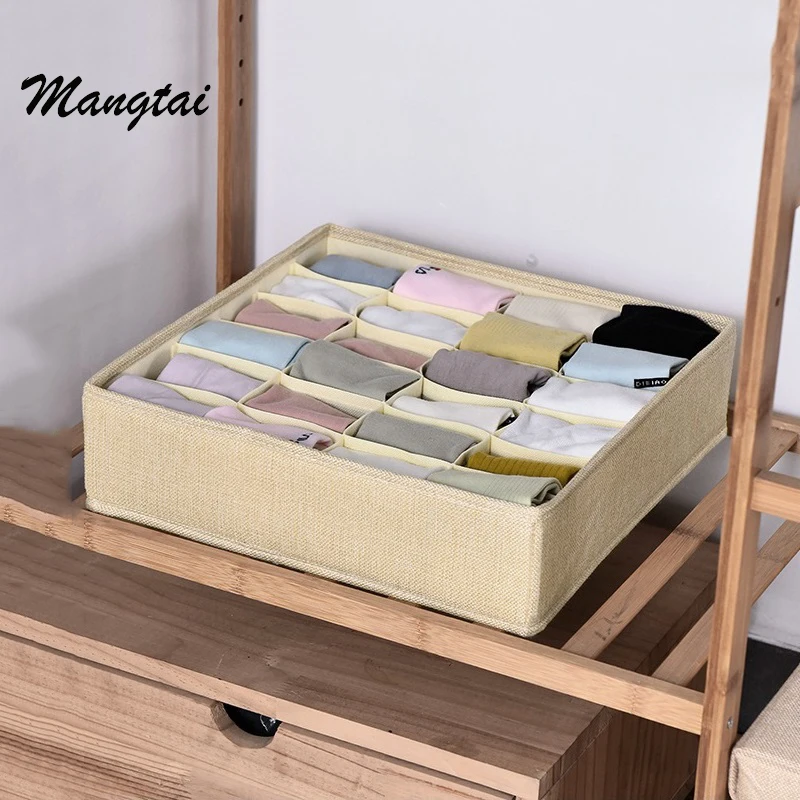 Органайзер для нижнего белья и одежды в ящик с разделителями и складывающимися отделениями.