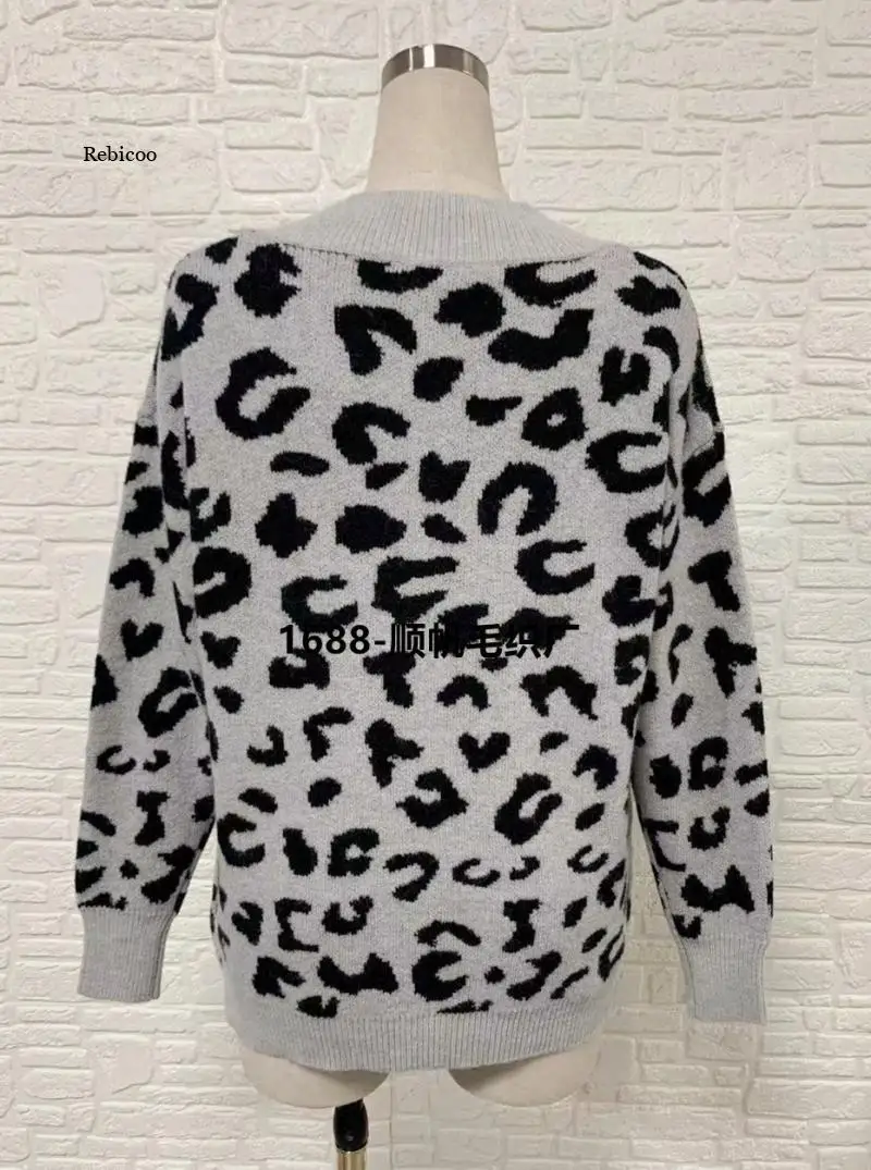 

2021 European and American Fall/winter New Loose V-Neck Women's Knit Sweater Sexy Leopard Pullover Women's Sweater