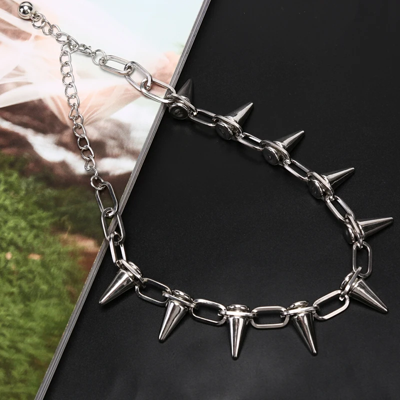 

New Rivets Chokers Punk Goth Handmade CCB Material Choker Necklace Spike Rivet Necklace Rock Gothic Chokers
