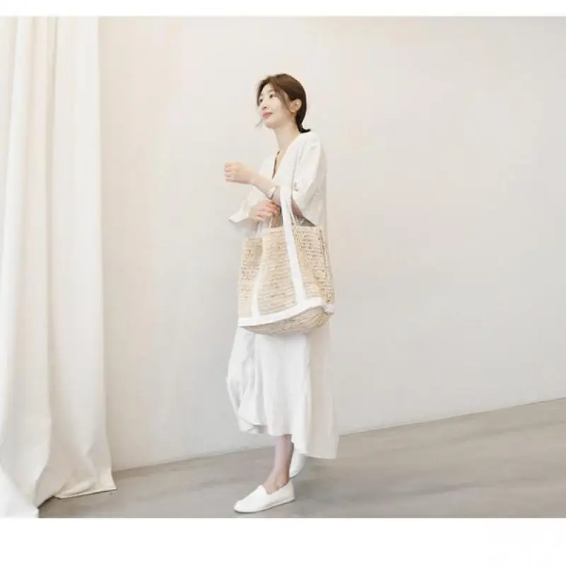 

2021 Korean New Loose Big Size Sexy V-neck Cotton Linen Dress Summer Art Simple Solid Color Women Shirt Dress Tide Free Shipping