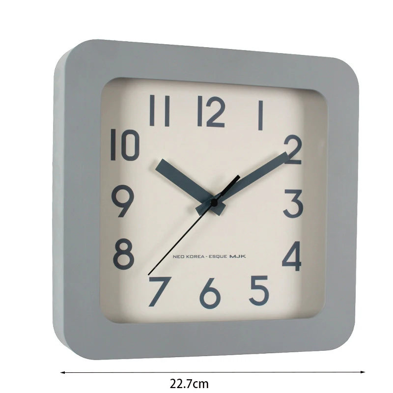 Простой квадратный маятниковый будильник в скандинавском стиле офисное