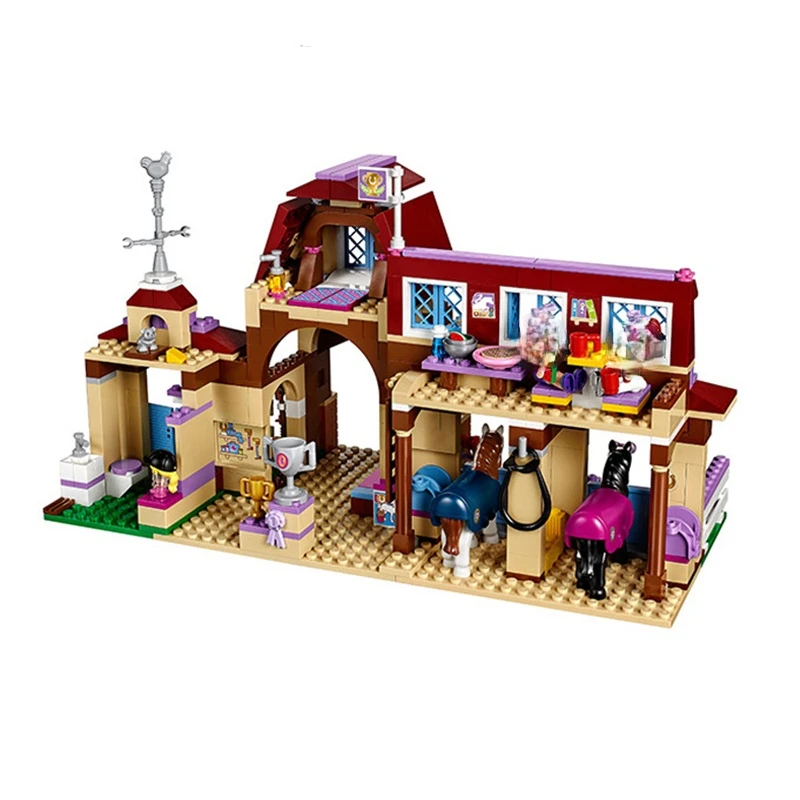 575 шт. модель клуба верховой езды Харт-Лейк строительные блоки совместимы с 41126