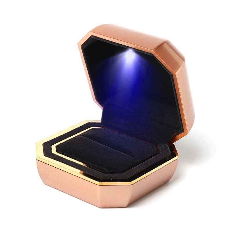 

Fashion Boutique New Plastic Octagonal Gold Rim Jewelry Box Ring Pendant Built-in Led Light Frosted Texture Is The First Choice
