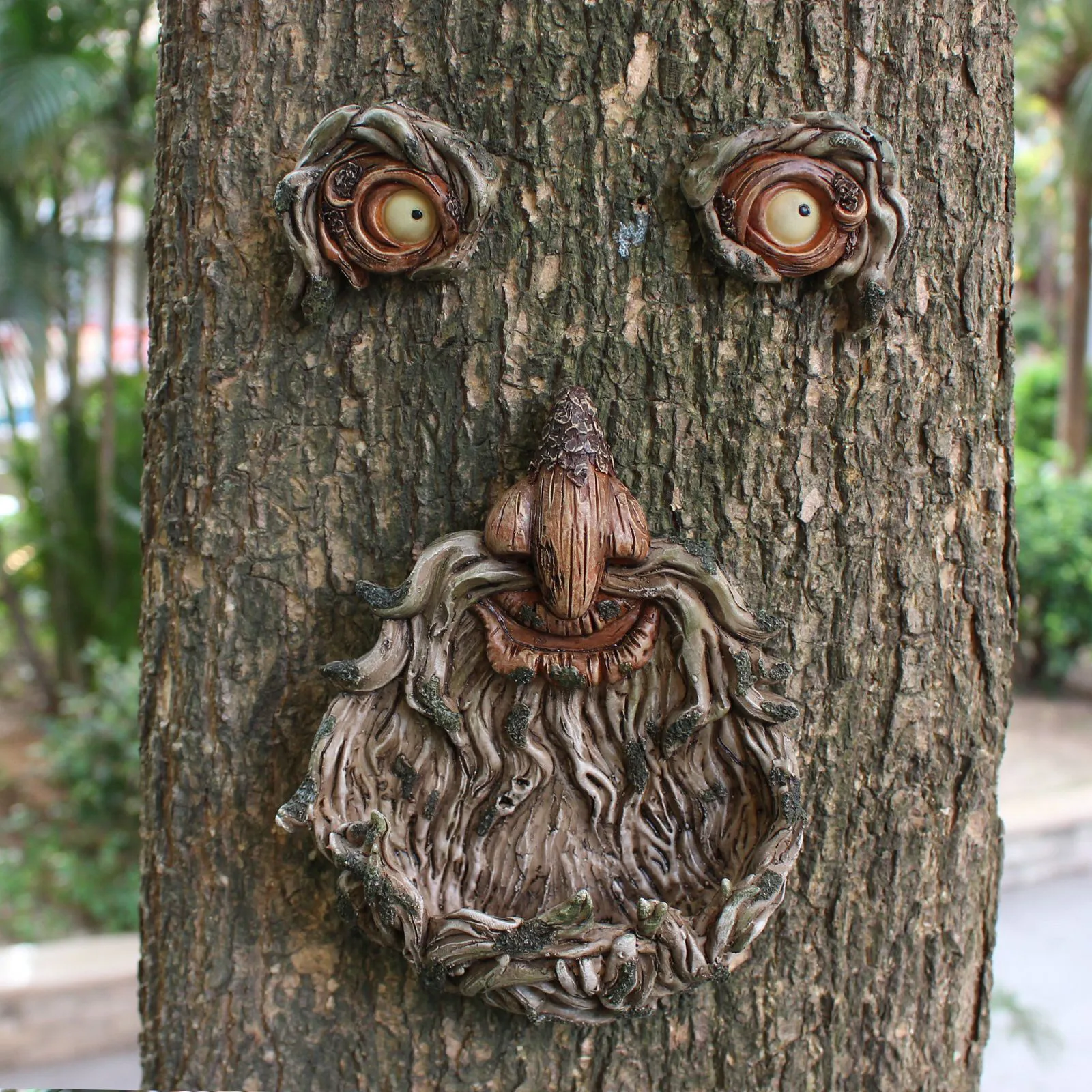 

2021 Creative Resin Handicraft Luminous Hoctilucent Tree Rrroot Tree Face Bird Feeder Pendant Yard Garden Sculptures Decoration