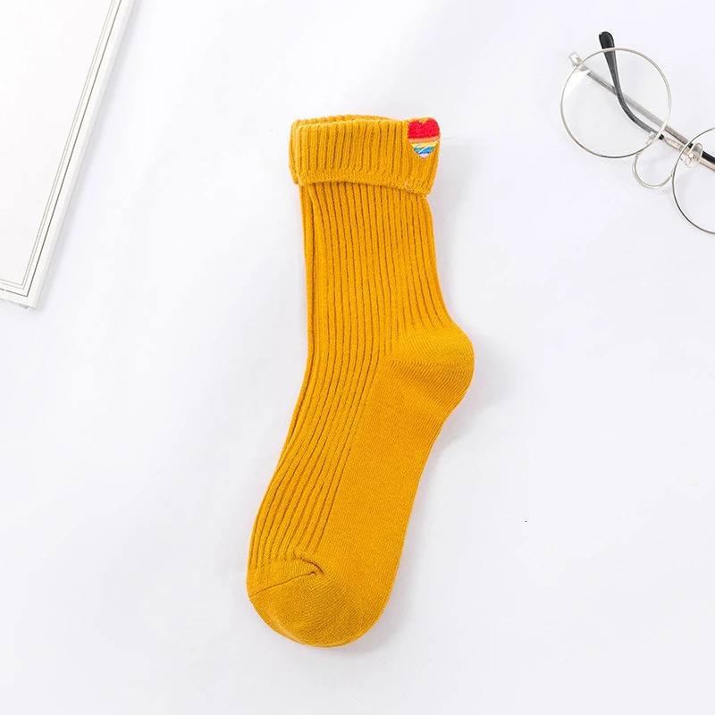 yellow CHAOZHU/свободные носки в рубчик для девочек kawaii с вышивкой в виде радужных сердечек; милые повседневные носки для девочек-школьников - Цвет: yellow