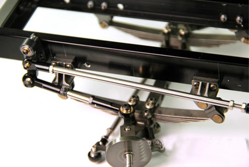 металлический передний рул