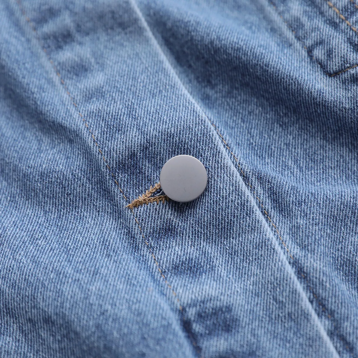 

2021 early spring women denim jackets korea fashion embroidery short lady denim coats loose jackets