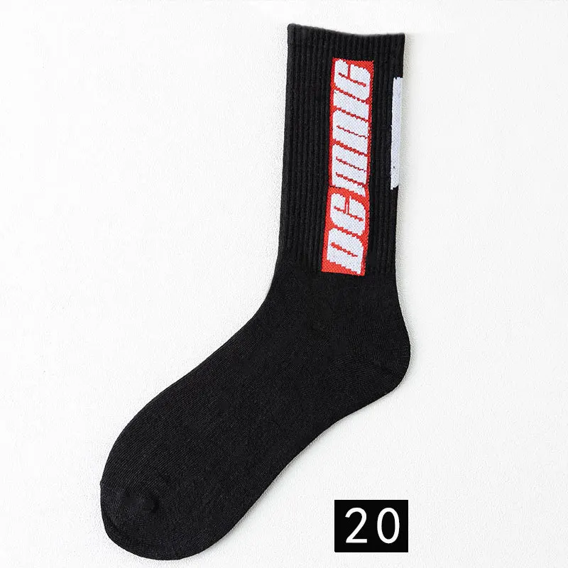 

New Men's Socks Trendy Street Hip-hop Skateboard Socks College Style Mid-length Cotton Couple Casual Sports Basketball Socks 035