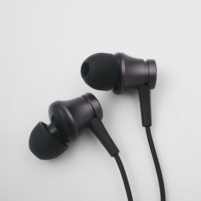 Наушники Xiaomi PISTON 3 Sports Fresh Basic Version наушники вкладыши 5 мм с микрофоном для Mi Note 10 Pro