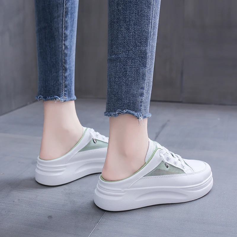 

Low Shoes Slippers Flat Slides Slipers Women Soft 2021 Summer Fretwork Scandals Rubber PU Shoes Slippers Women Summer Pantofle L