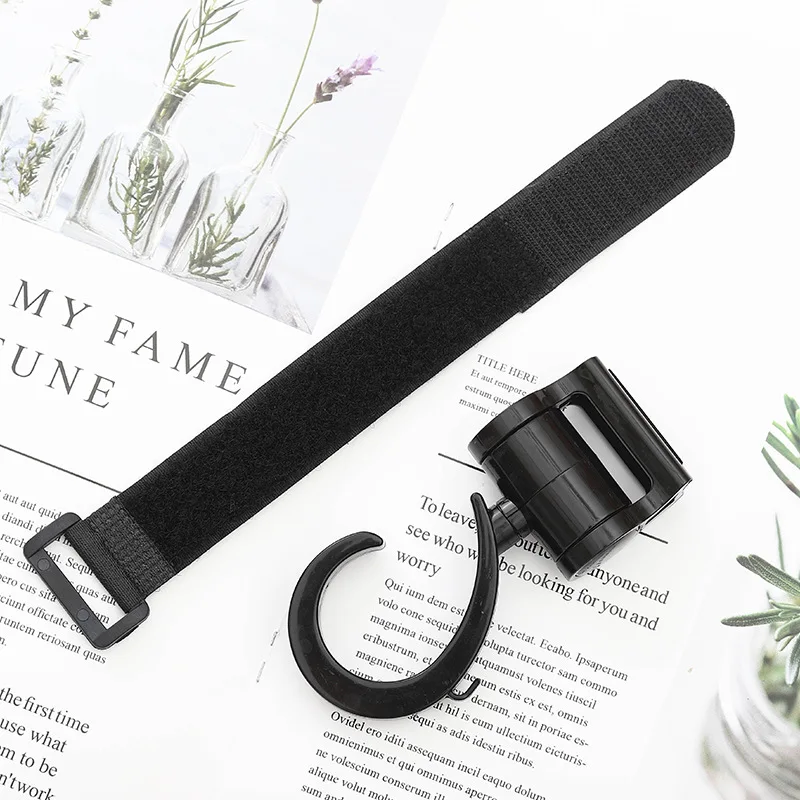 

2pcs/ Baby Hanger Baby Bag Stroller Hooks Pram Rotate 360 Degree Baby Car Seat Accessories Stroller Organizer