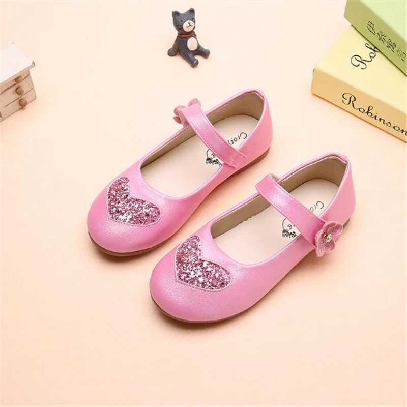 Weoneit/Новинка Детская кожаная обувь принцессы в форме сердца 2 цвета Повседневные