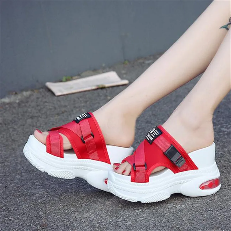 Сандалии женские на плоской подошве Босоножки с открытым носком обувь