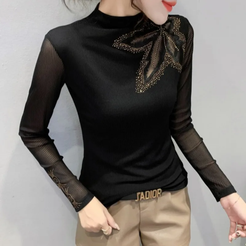 

#8909 Черная Женская облегающая футболка с полувысоким воротником