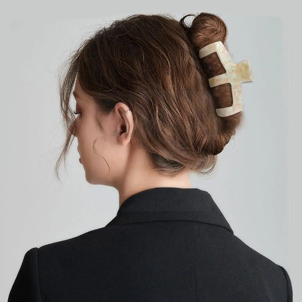 

Women's M-shaped Hair Catch Acetate Leopard Print Hairpin Fashion Accessories New Clip For Women Simple Cool Gripping Print E0N2