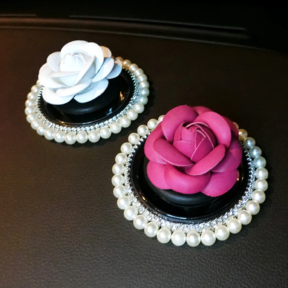 Красивое украшение для приборной панели автомобиля с жемчугом кожаное в форме