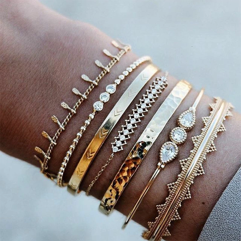 

Bohemian Lady Golden Tassel Chain Crystal Charm Bracelet Set For Women Fashion Punk Arrow Opal Open Boho Beach Bangle Jewelry