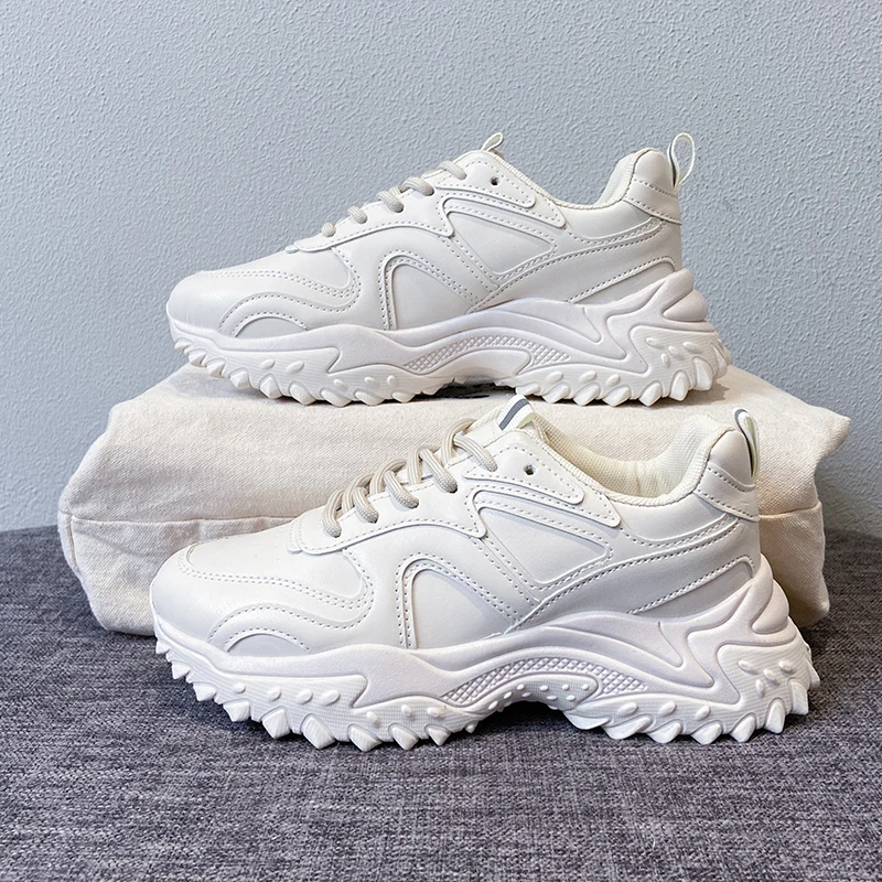 

2021 autumn new Korean style student sports shoes women's fashion father's shoes women's thick soled casual running shoes