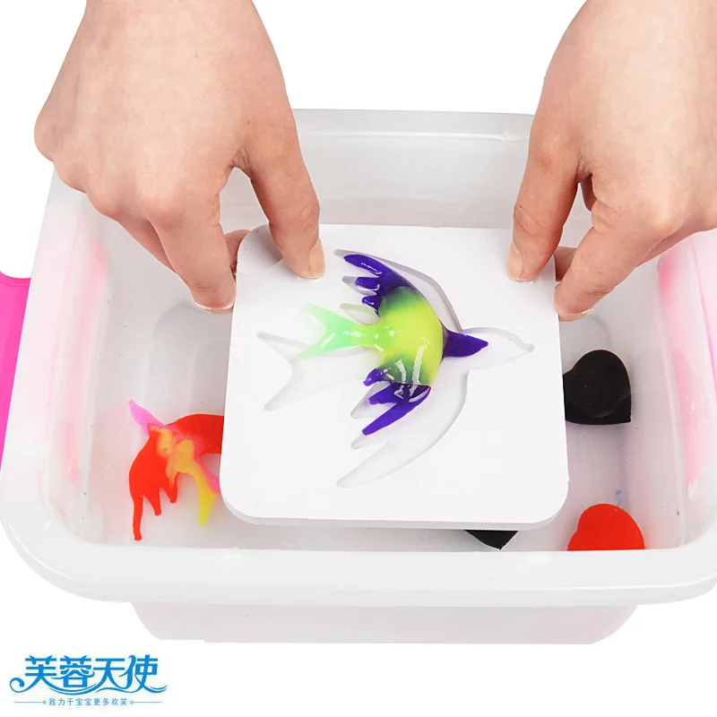 

FIORUCCI Magic Water Baby Toy Magic Vaporeon Ocean Baby DIY Handmade Material Package