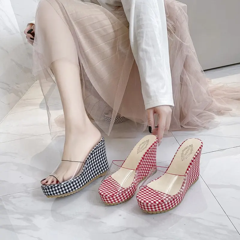 

Summer PVC Transparent Peep Toe Platform Wedges Slippers Women Fashion High Heels Female Shoes Rustic Style Sweet Plaid Sandals