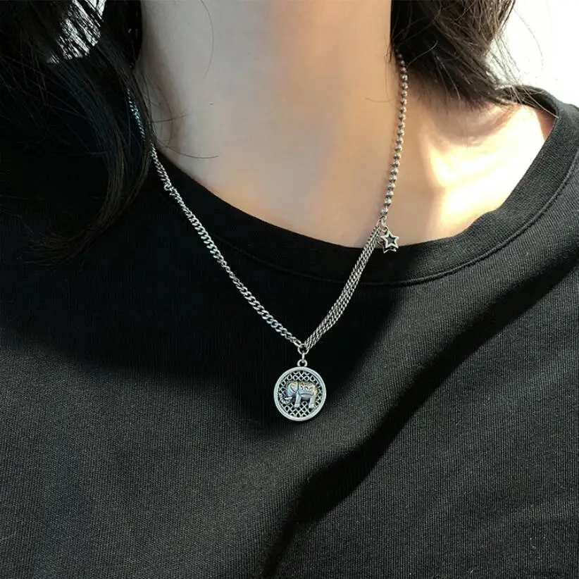 

Vintage Thai Silver Elephant Smiling Pendant Necklaces For Women Trend Short Clavicle Chain 925 Sterling Silver Girls Jewelry