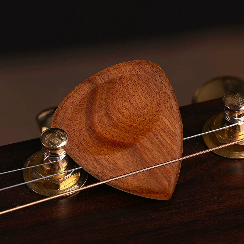 

Wood Acoustic Guitar Pick Plectrum Hearted Shape Picks For Bass Part
