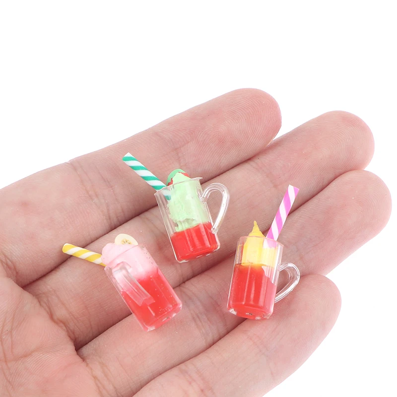 

Hot！1:12 Miniature Dollhouse Watermelon Juice Ice Cream Mini Drink Straw Cup Model Mini Food Doll Accessories Fit Play House Toy