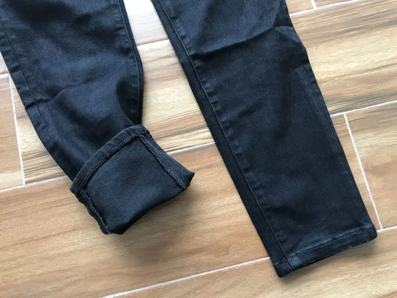 

New Women's Multi-Buttons Jeans Lady High Waist Inside Plus Velet Slim Waist Fashion Denim Pants 2021 New Trousers
