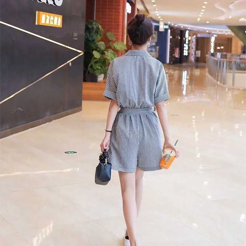 

Women New 2021 Summer Fashion Plaid Playsuit Female Short Sleeve Loose Casual Short Romper Ladies Elegant Jumpsuit Overall U174