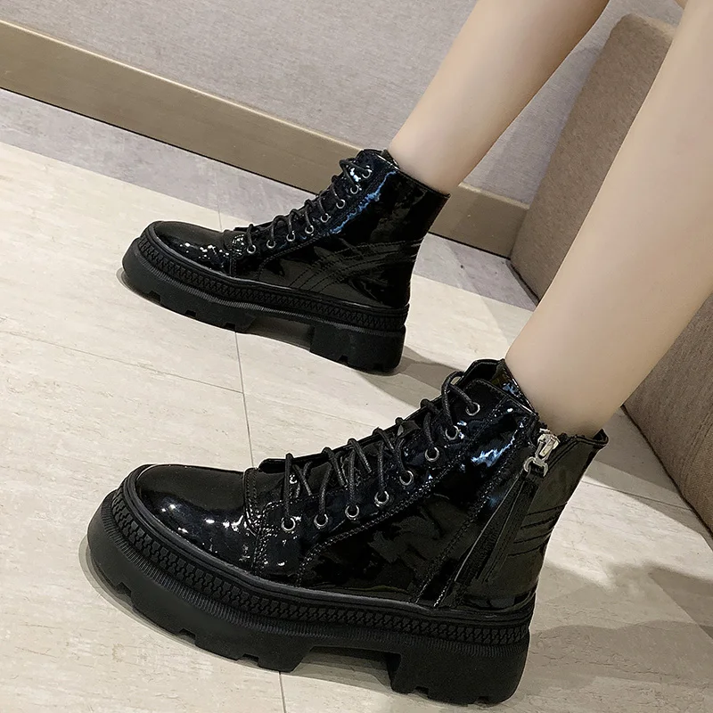 Женские ботильоны из лакированной кожи мотоциклетные ботинки женские на