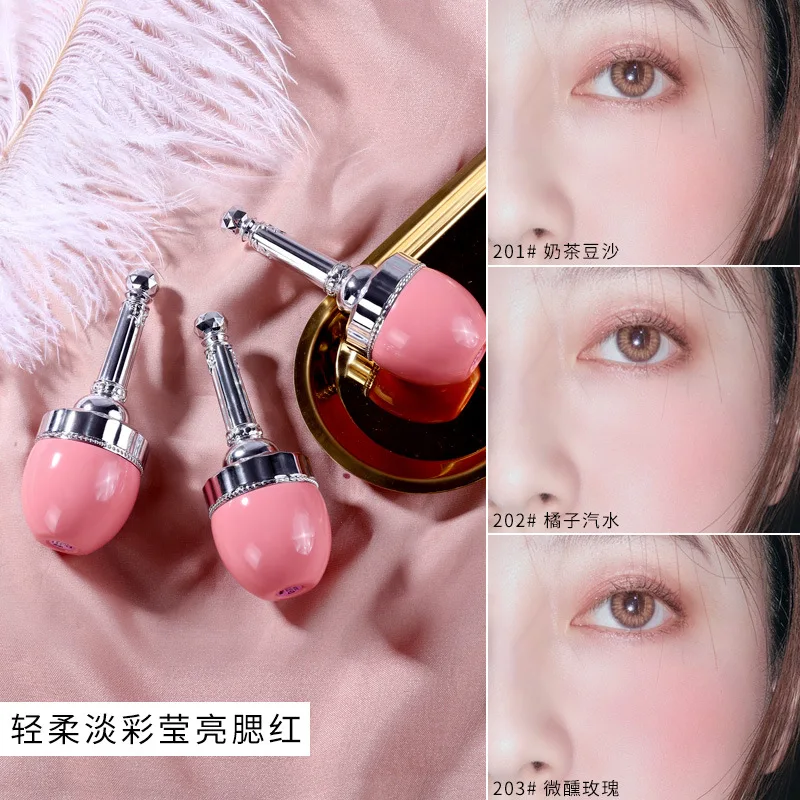 Щека красный стойкий макияж увлажняющий и Осветляющий цвет лица женщины