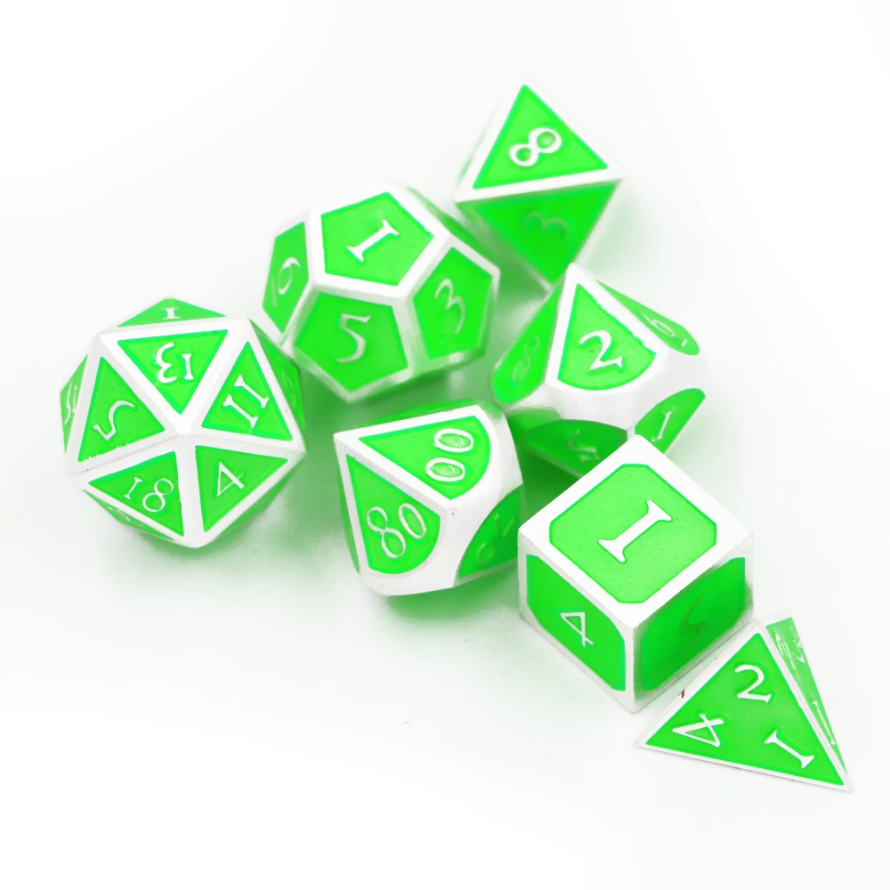 

New 7pcs/Set creative RPG games Dice Set Metal Dice DND Pearl Silver Transparent Light Green