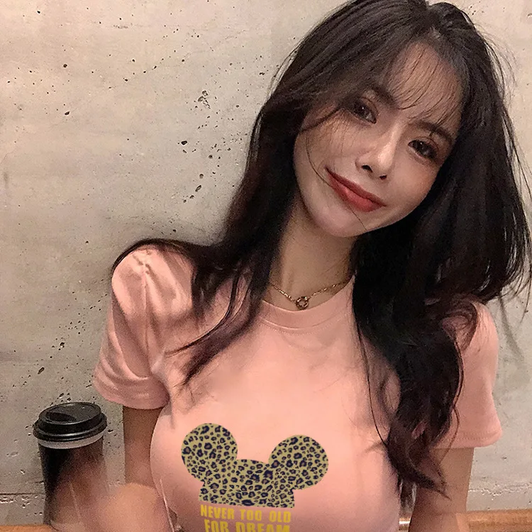 Укороченный топ футболка черного или белого цвета каваи Пастельная Женская