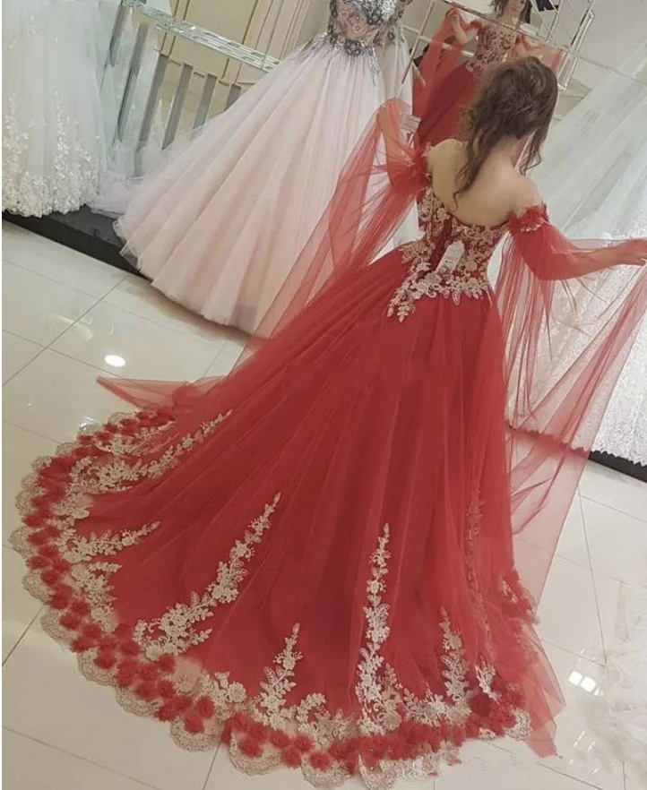 

White and Gold Wedding Dress Sweetheart Appliques Tulle Caped Ball Gown Bride Gowns 2020 abito da sposa rosso