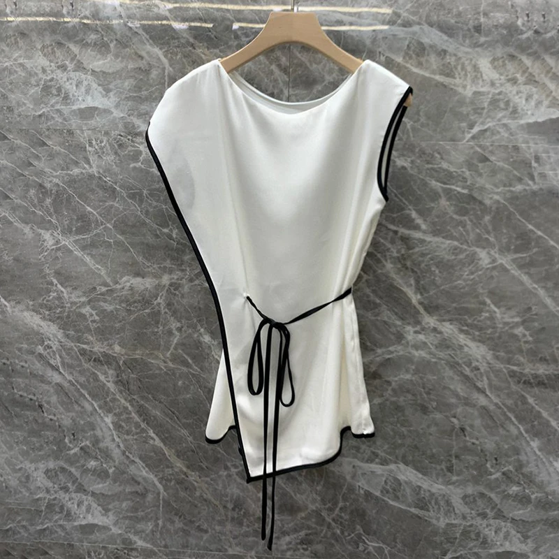 

TWOTWINSTYLE Casual Two Piece Set For Women O Neck Short Sleeve Asymmetrical Top High Waist Flare Pants Female 2021 Summer Style