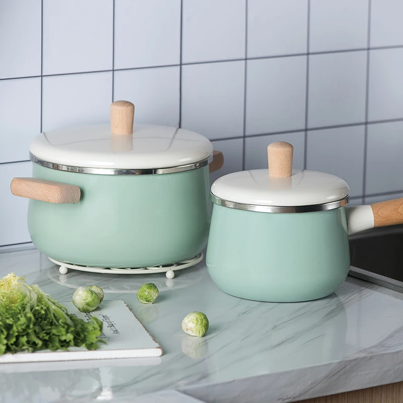 

Northern Europ enamel wood handle milk pot soup saucepan thickened noodle general home induction Japanese cooker stew manual pan