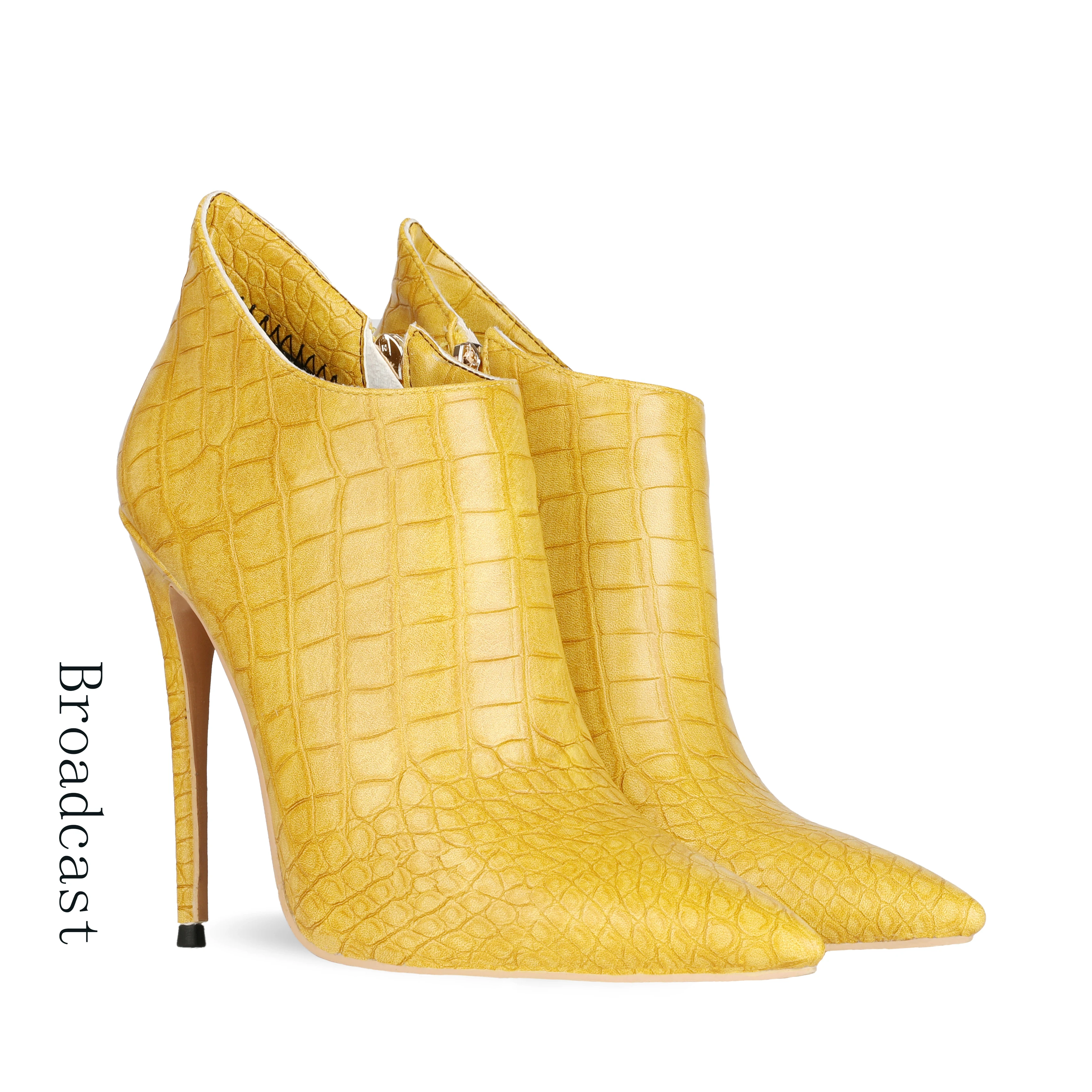 Broadcast Spring and Summer Ladies Shoes New Style European and
American Style PU Pointed toe Stiletto Elegant Womens Boots