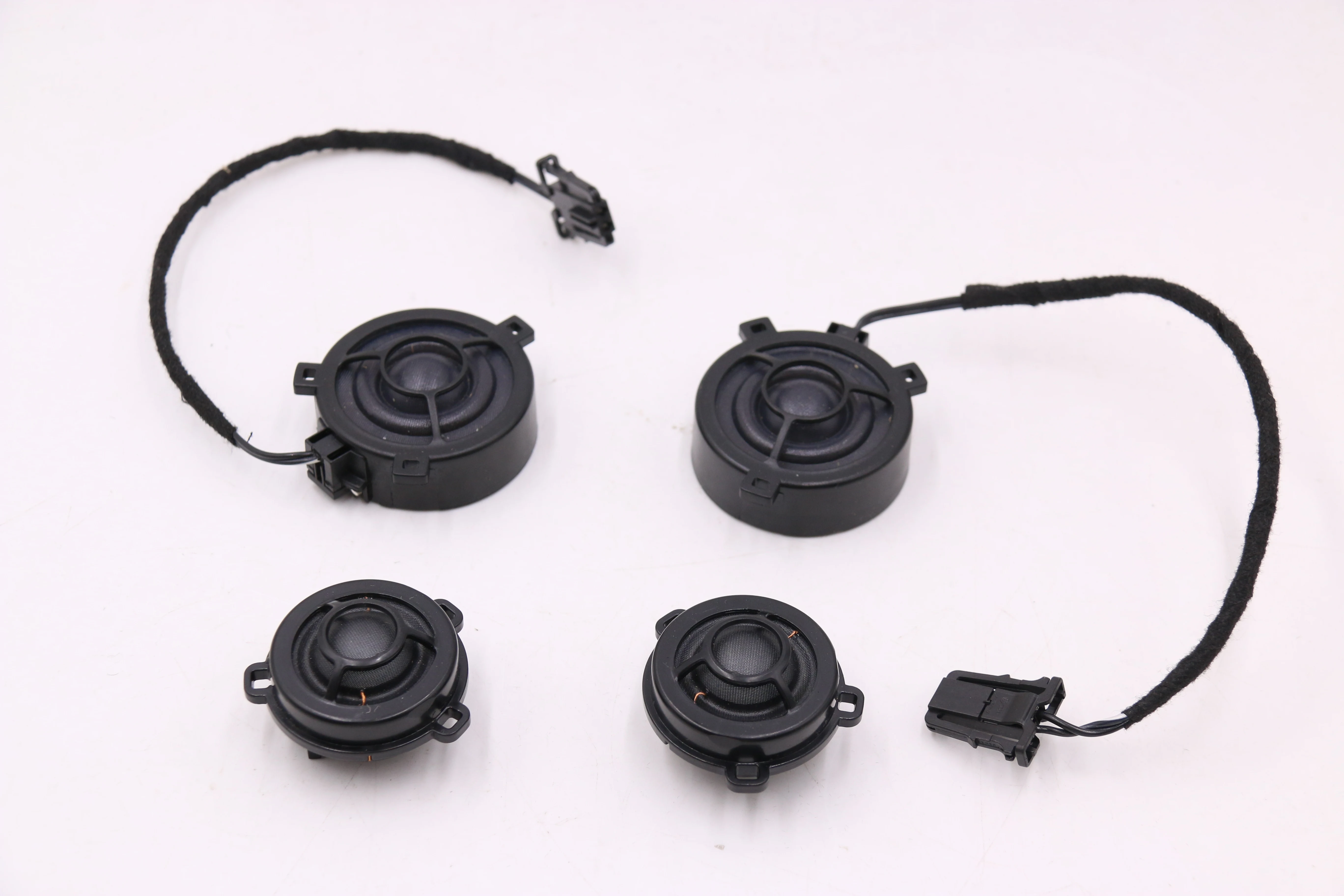 Динамик для VW Tweeter 3G0 035 412 B 1K8 411 C 3G0035412B 1K8035411C|Кабели адаптеры и разъемы| |