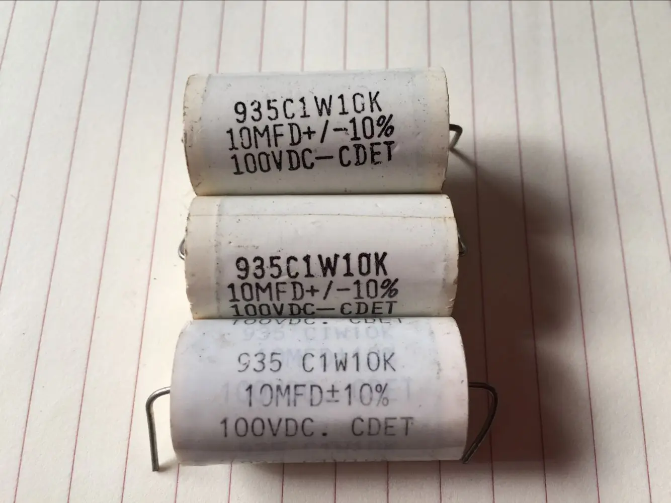 

second hand 5PCS -1lot American axial non inductive absorption capacitor 400v1uf3uf 4.7uf400v 23uf150vac