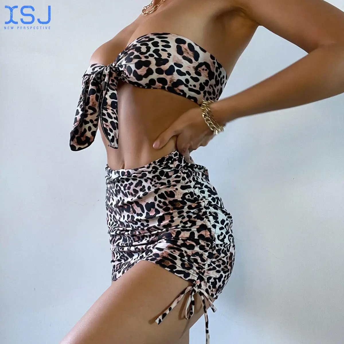 

Новинка, бикини в европейском и американском стиле с леопардовым принтом, сексуальный раздельный купальник с открытой спиной, комплект из т...